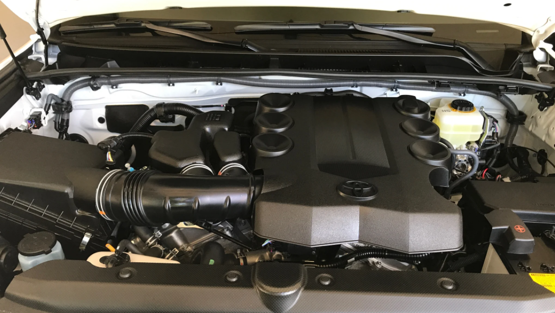 2023 Toyota Four Runner Engine