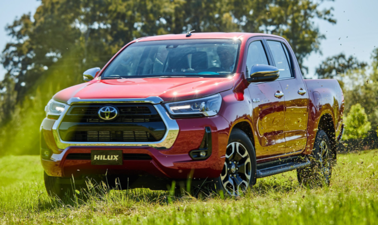 2023 Toyota Hilux Exterior