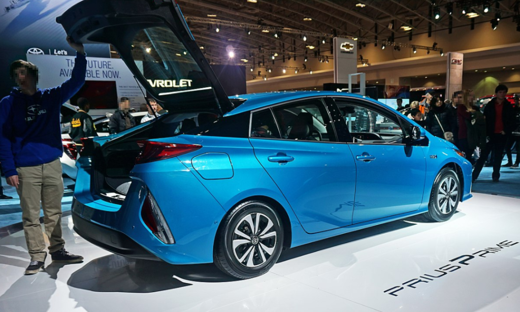 [High Resolution] 2023 Prius Prime Rumors