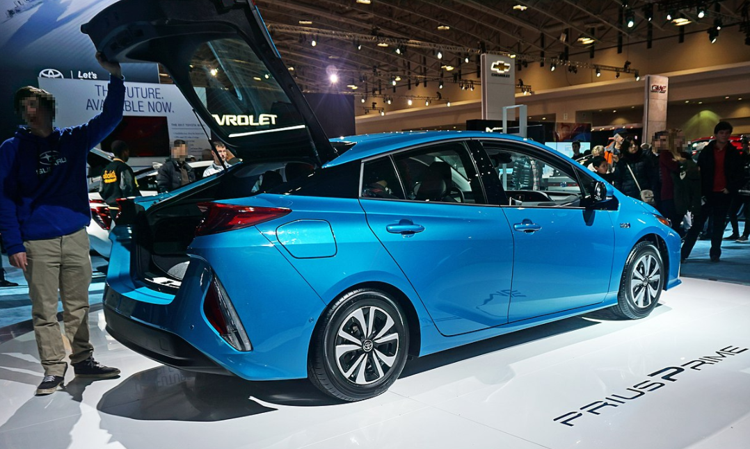 2023 Toyota Prius Prime Engine