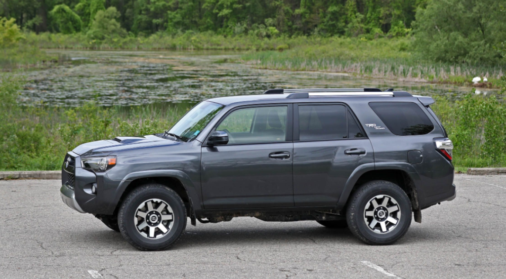 2022 toyota forerunner