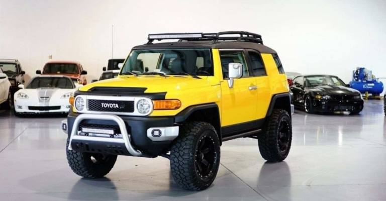 2022 Toyota FJ Cruiser Exterior