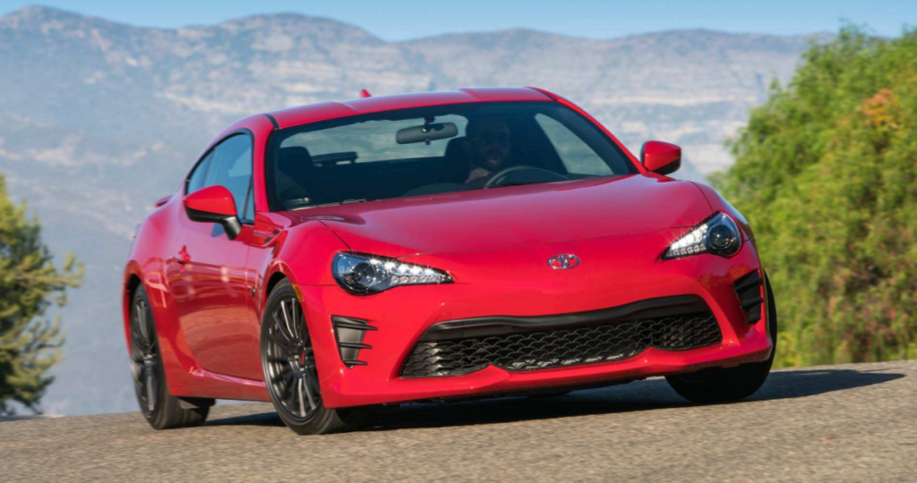 Тойота gt86 2022