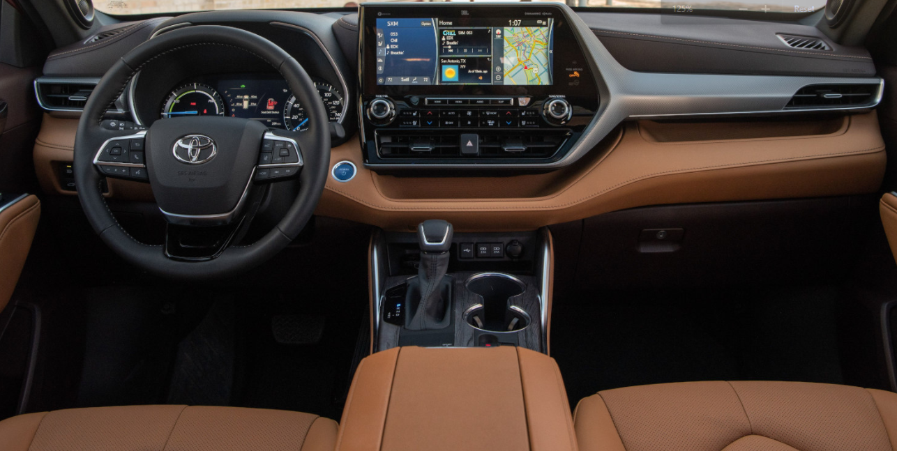 2022 Toyota Highlander Interior