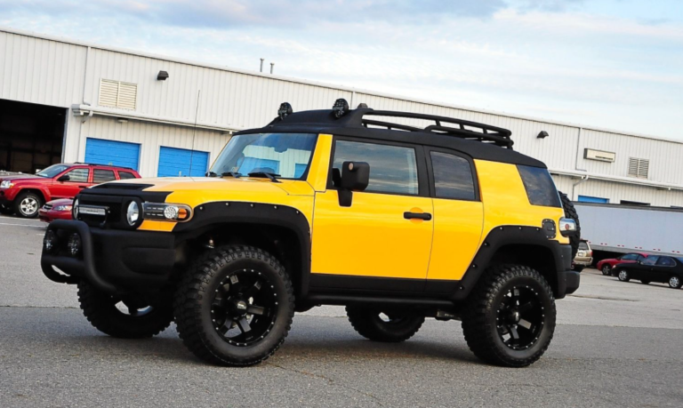 2023 Toyota FJ Cruiser Exterior