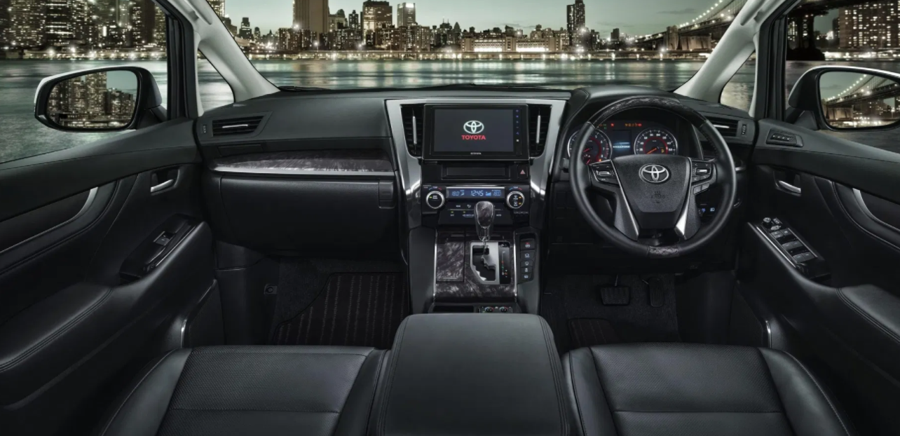 Toyota Vellfire 2023 Interior
