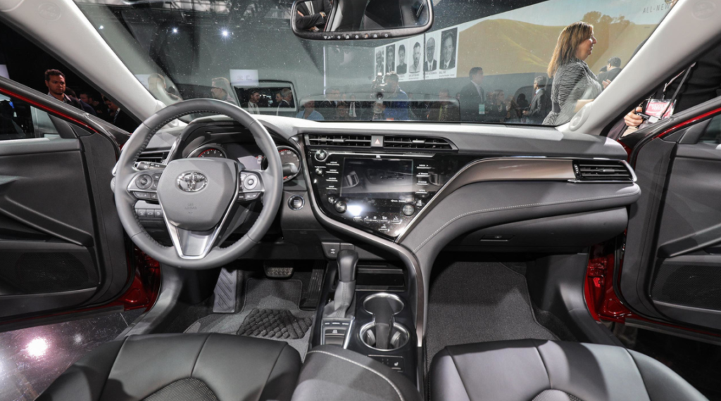 Новая camry 2023