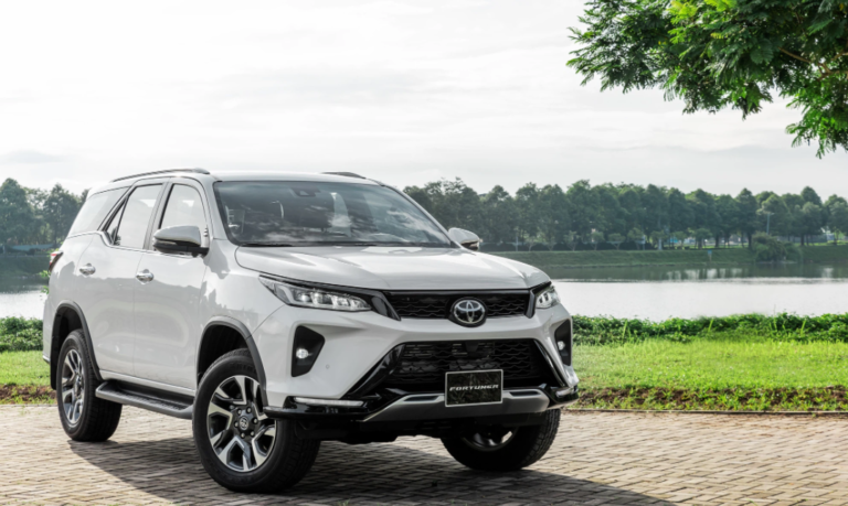 2023 Toyota Fortuner Exterior