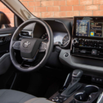 2023 Toyota Highlander Platinum Interior