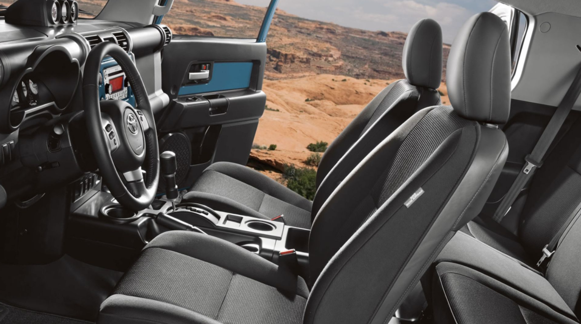 2023 Toyota FJ Cruiser Interior