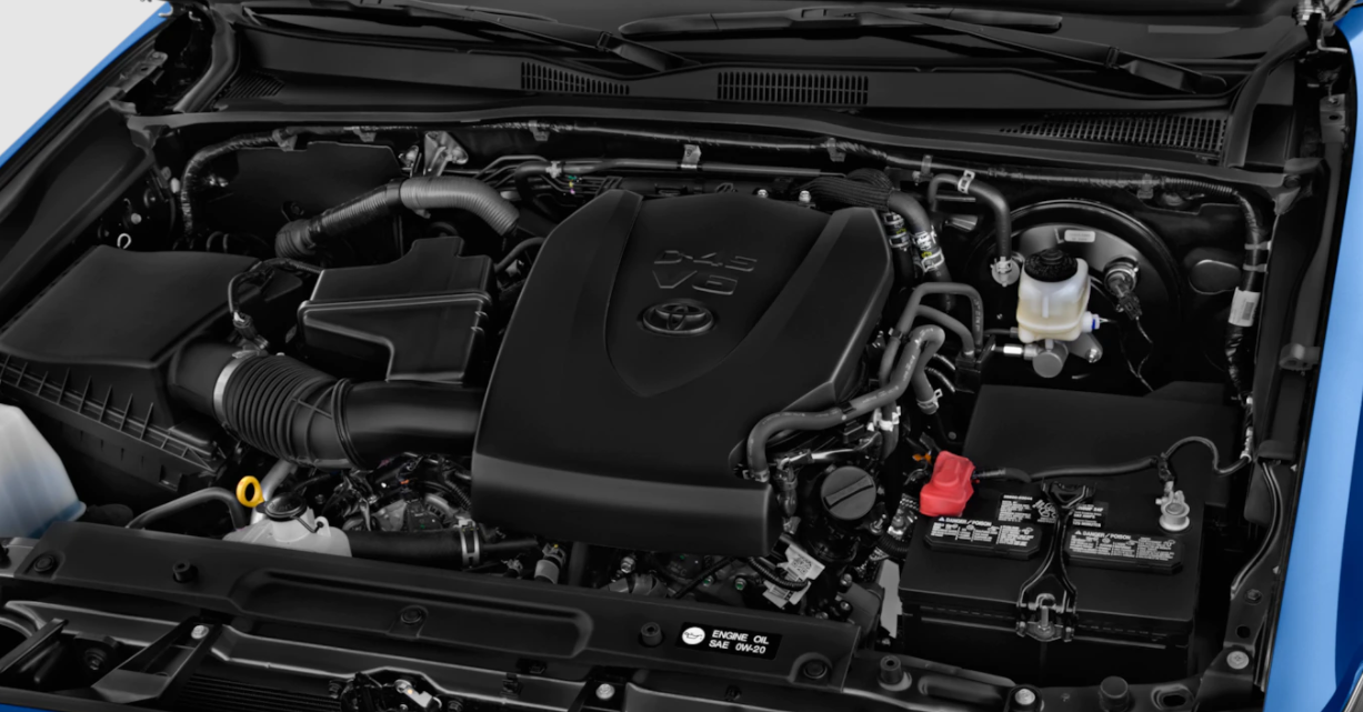 2023 Toyota Hilux Engine