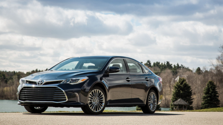 2023 Toyota Avalon Exterior