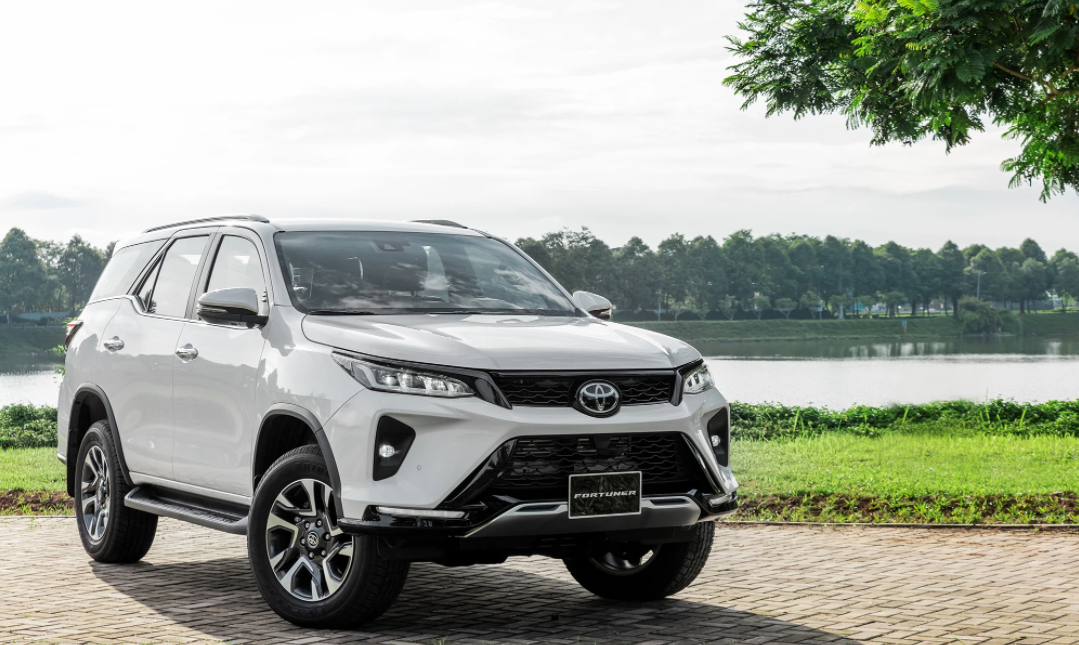 2023 Toyota Fortuner Exterior