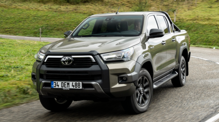 2023 Toyota Hilux Exterior