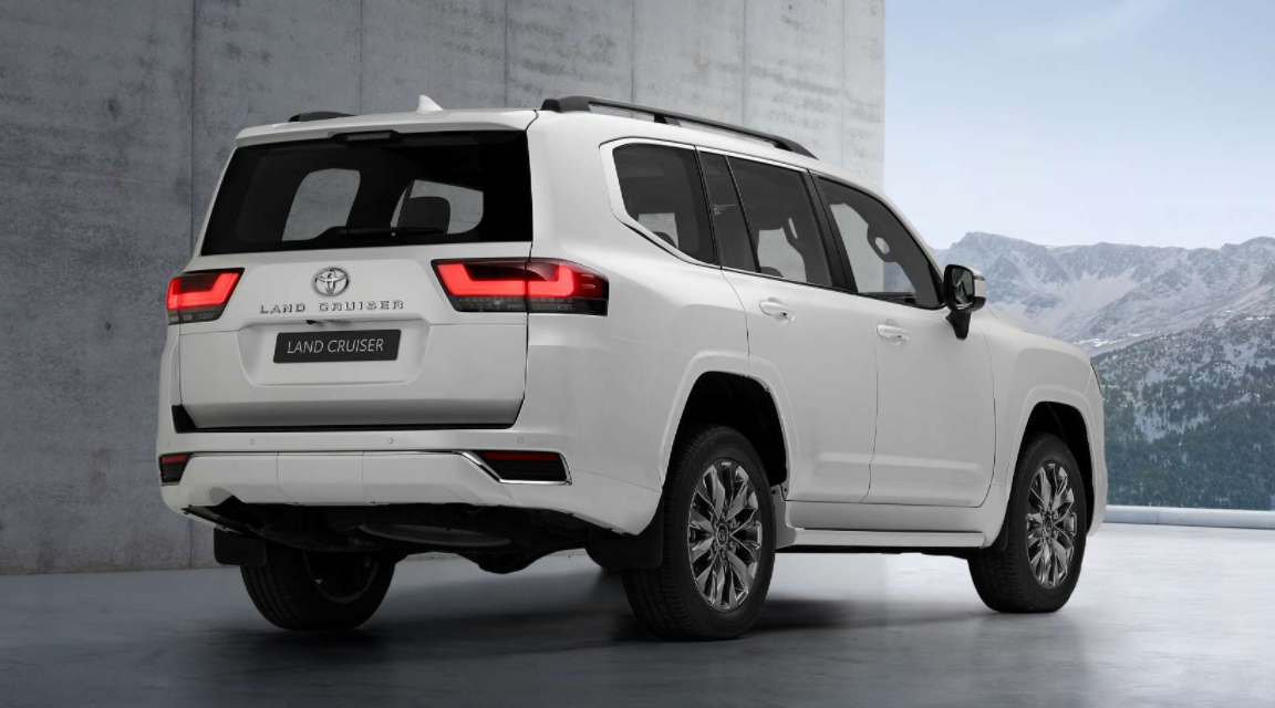 2023 Toyota Land Cruiser Engine