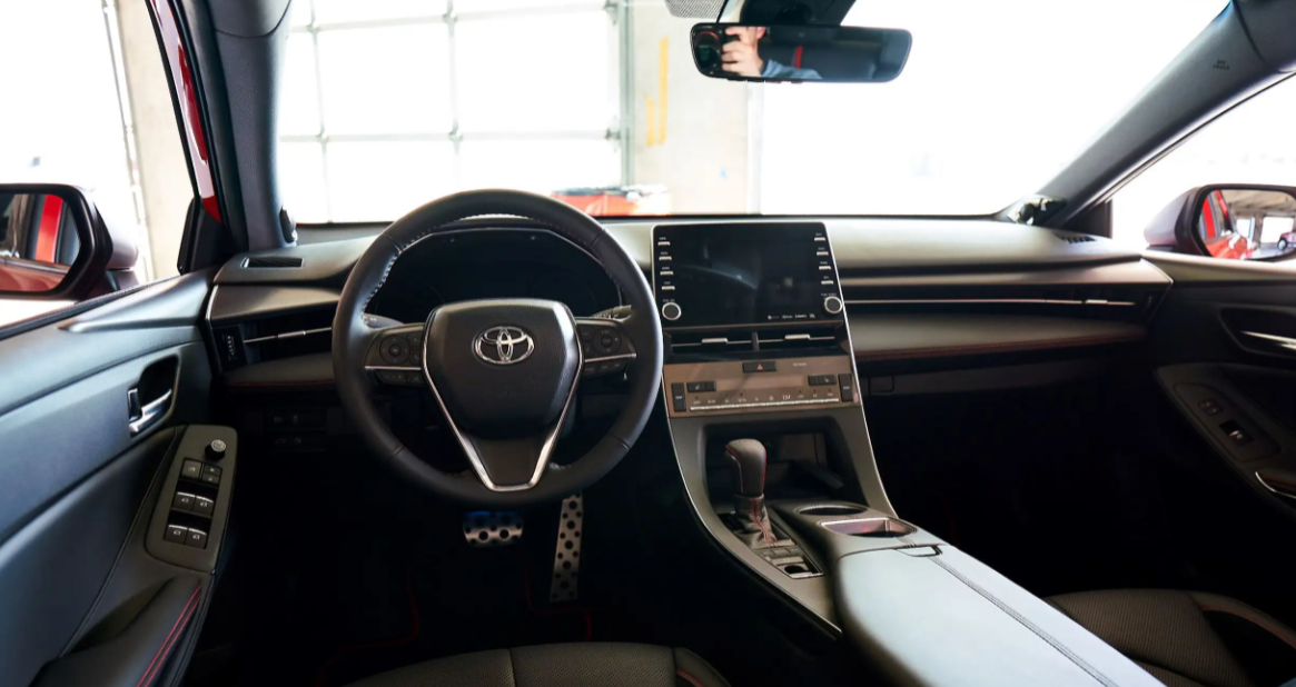 2023 Toyota Avalon Interior