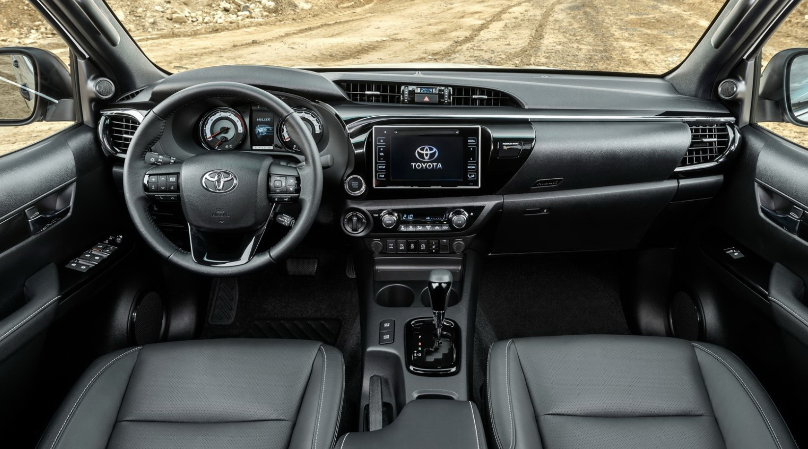 Toyota Hilux 2024 Interior
